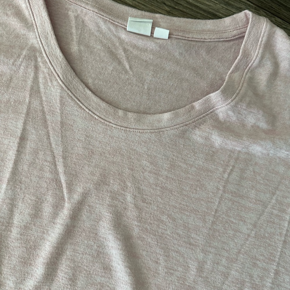 GAP Light Pink Relaxed Fit Short Sleeve Tee - Picture 2 of 3